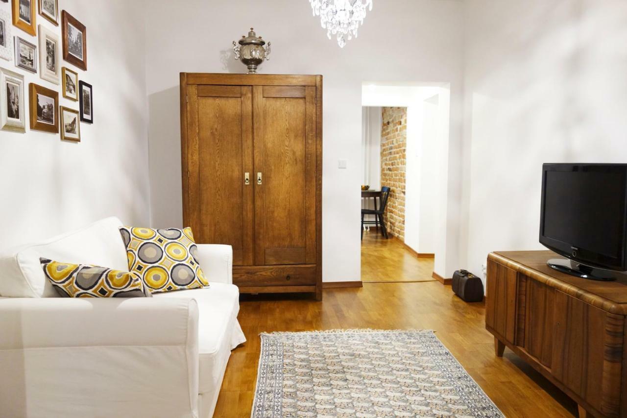 Apartament Skorpion Centrum Sanok Bagian luar foto