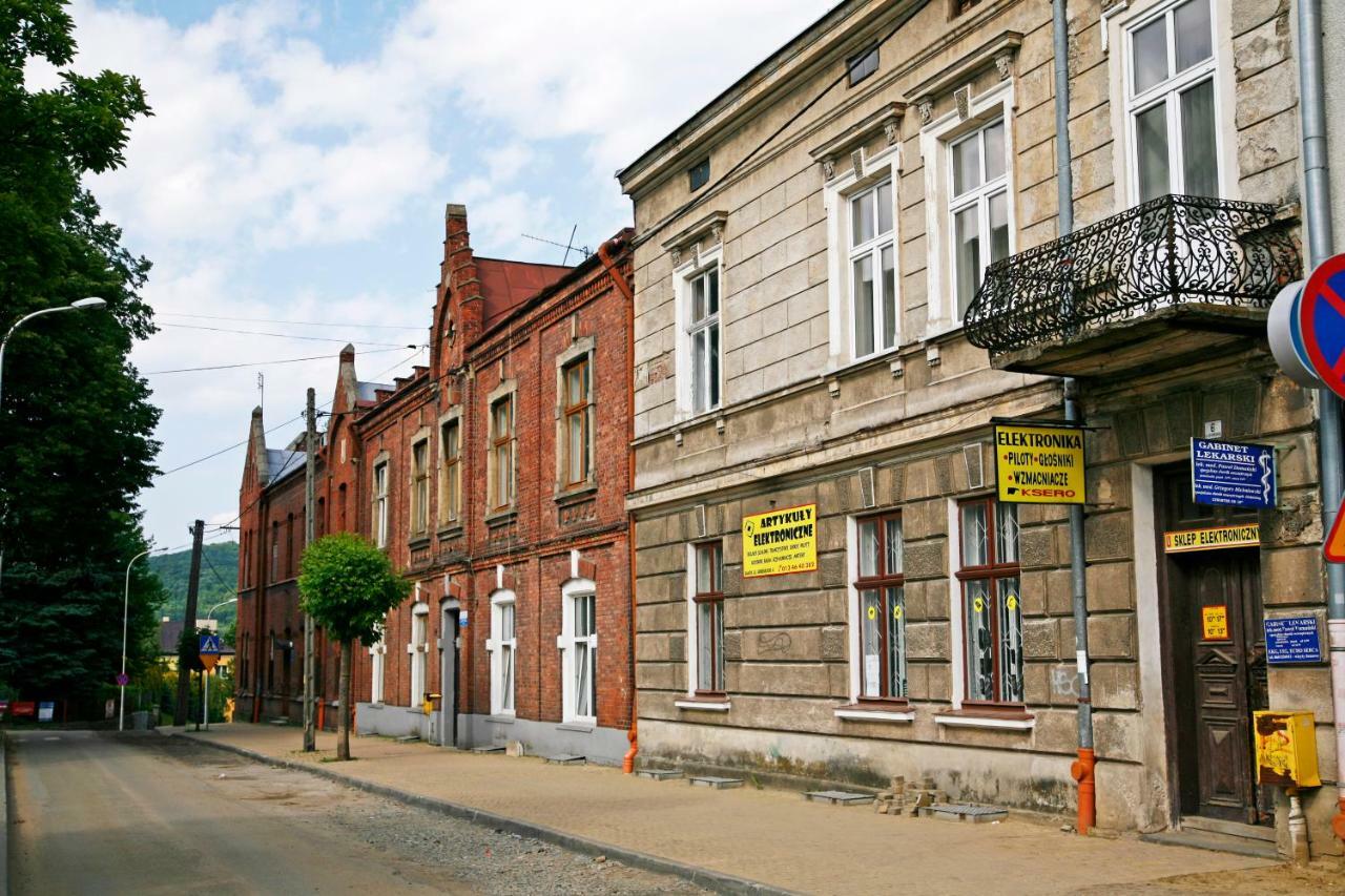 Apartament Skorpion Centrum Sanok Bagian luar foto